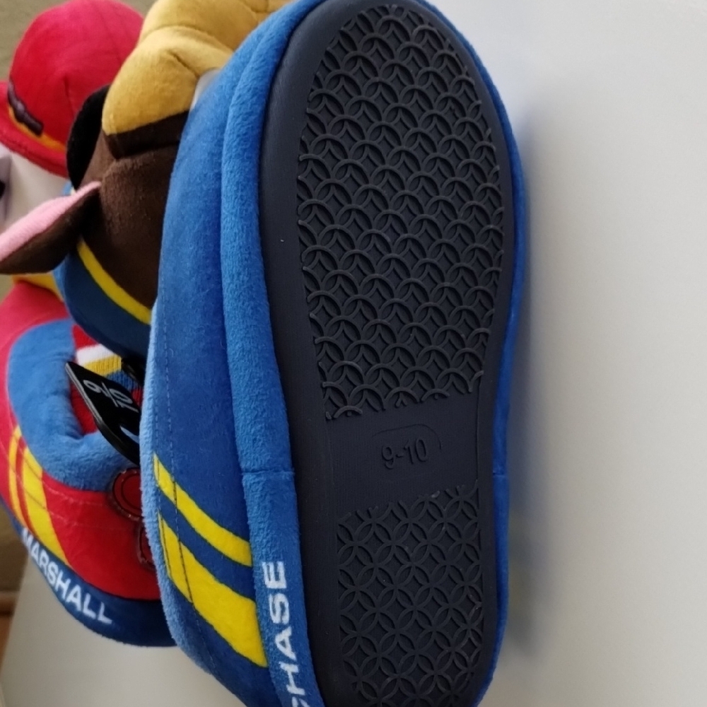 Paw Patrol Plush Slippers - Blue and Red - Picture 8 of 8